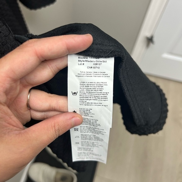 Joesph Ribkoff Women’s Black Light Button Up Jacket - Picture 6 of 6